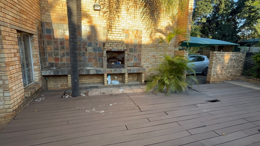 3 Bedroom Property for Sale in Safari Gardens North West